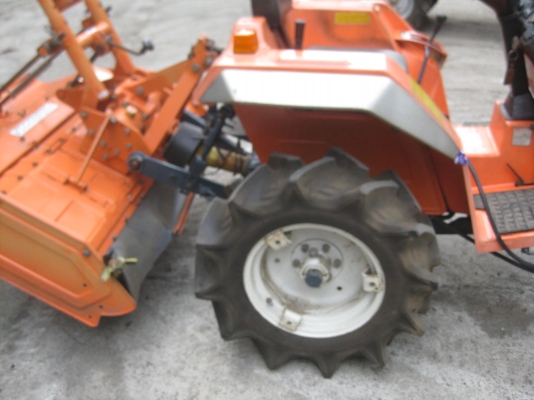 ขายรถไถTRACTOR KUBOTA XB1 BUL ACE 12แรง ติดกระบวย พร้อมใช้งาน ขายรถไถTRACTOR KUBOTA XB1 BUL ACE 12แรง ติดกระบวย พร้อมใช้งาน