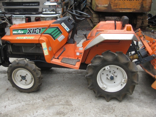 ขายรถไถTRACTOR KUBOTA XB1 BUL ACE 12แรง ติดกระบวย พร้อมใช้งาน ขายรถไถTRACTOR KUBOTA XB1 BUL ACE 12แรง ติดกระบวย พร้อมใช้งาน