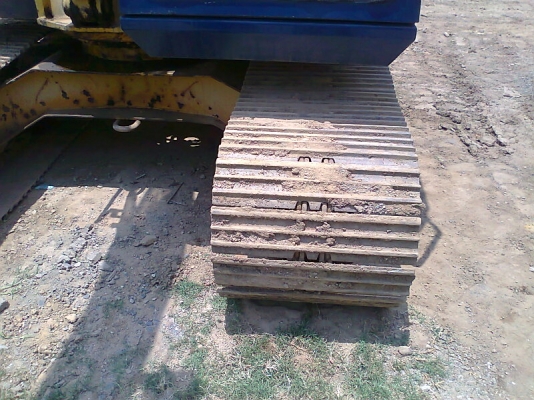 ขายด่วน  รถขุด KOMATSU PC60-5 รถเก่าญี่ปุ่น พร้อมใช้งาน มีใบอินวอยล์.