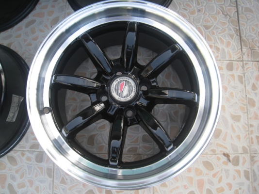 ขายล้อแม็ก Lenso PD9 15"x8" et 25 4รู 100 ล้อปัดเงามาใหม่สีเดิมครับ ไม่มีคด ไม่มีดุ้ง (081-3747940)