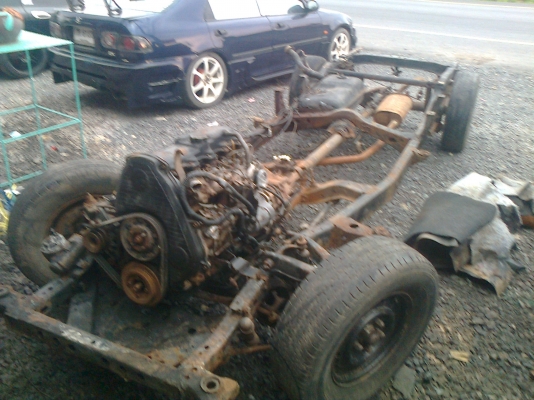 ขายคัสซี โตโยต้าไมตี้เอ็ก ให้ทั้งหมดช่วงล่างทุกตัว19900 แยกขายเครื่องพร้อมเกียร์25500บาท ผมรับประกันว่าเครื่องดีเกียร์ดี คัสซีไม่ผุ มีกร่อนนิดหน่อยที่คานหน้า นอกนั้นสวยทั้งเส้น(หรือเหมาทั้งหมดพร้อมเล่มทะเบียน39000บาท)