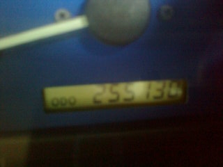 ขายรถกระบะ 4 ประตู TOYOTA D4D 4 ประตู เครื่อง 2500 เกียร์ธรรมดา เชื้อเพลิงดีเซล พวงมาลัยเพาเวอร์ เกียร์ธรรมดา ราคา 370000