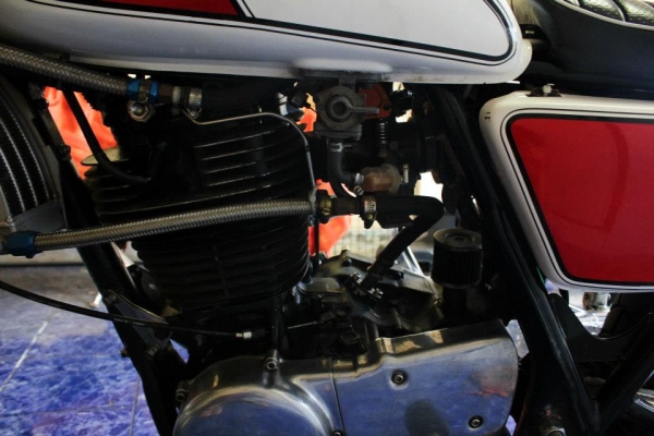 ขาย - แลก SR400 มีวิดีโอ (ลดราคา) ขาย - แลก SR400 มีวิดีโอ (ลดราคา)