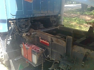 ขายรถ 6 ล้อดัมพ์ ISUZU NKR 88 แรงม้า คัสซี NKR55EU5M-7120749 ราคา 390000