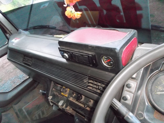 ขายด่วนรถสิบล้อหลงโบซ๊L4154เครือง6D16โบ220แรงม้า