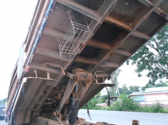 ขายด่วนรถสิบล้อหลงโบซ๊L4154เครือง6D16โบ220แรงม้า