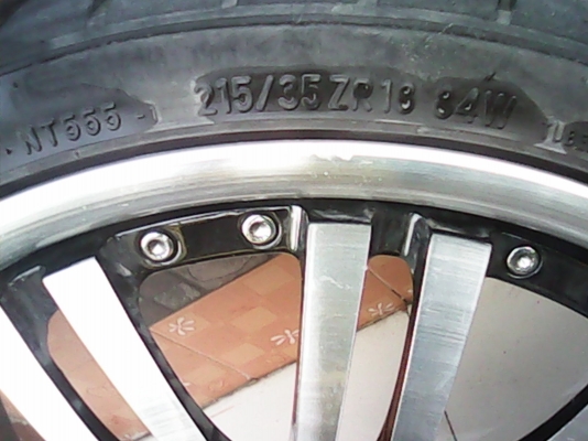 ขายแม็กซ์พร้อมยาง VIP ขอบ 18 สภาพนางฟ้า