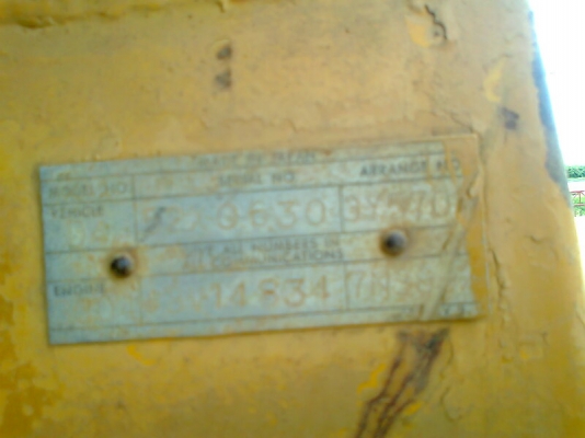 ขายด่วน  รถแทรคเตอร์ CAT D4E รถพร้อมใช้งาน ช่วงล่างสวย