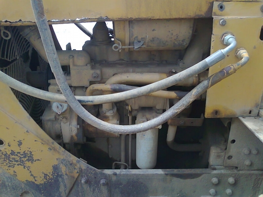 ขายด่วน  รถแทรคเตอร์ CAT D4E รถพร้อมใช้งาน ช่วงล่างสวย