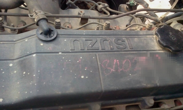 ISUZU 195 แรงม้า รถโม่ 3 คิว มีใบอินวอยซ์ ISUZU 195 แรงม้า รถโม่ 3 คิว มีใบอินวอยซ์