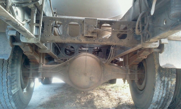 รถโม่สามคิวยี่ห้อนิสสัน จำนวน 210 แรงม้า มีใบอินวอยซ์ รถโม่สามคิวยี่ห้อนิสสัน จำนวน 210 แรงม้า มีใบอินวอยซ์