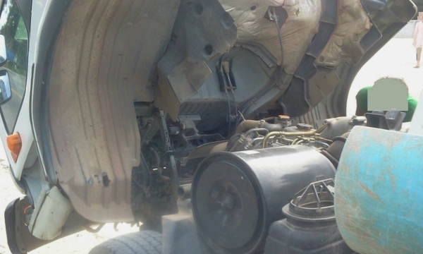 รถโม่สามคิวยี่ห้อนิสสัน จำนวน 210 แรงม้า มีใบอินวอยซ์ รถโม่สามคิวยี่ห้อนิสสัน จำนวน 210 แรงม้า มีใบอินวอยซ์