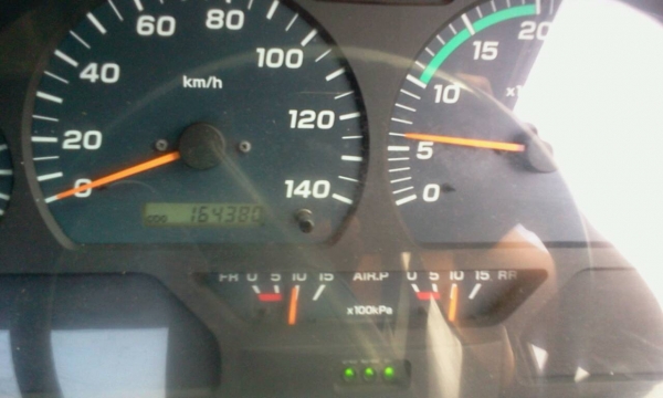 รถโม่สามคิวยี่ห้อนิสสัน จำนวน 210 แรงม้า มีใบอินวอยซ์ รถโม่สามคิวยี่ห้อนิสสัน จำนวน 210 แรงม้า มีใบอินวอยซ์