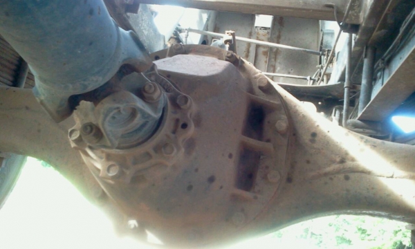 รถโม่สามคิวยี่ห้อนิสสัน จำนวน 210 แรงม้า มีใบอินวอยซ์ รถโม่สามคิวยี่ห้อนิสสัน จำนวน 210 แรงม้า มีใบอินวอยซ์