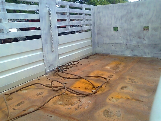 ขายด่วน  กระบะดั้มรถสิบล้อ พร้อมกระบอกยก พร้อมใช้งาน