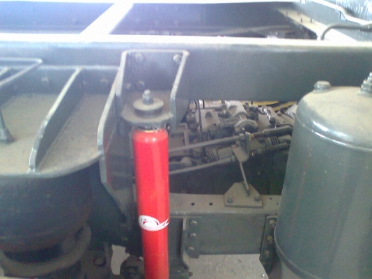 ขายด่วน..รถบัส 8 ล้อ คัสซี HINO KS3601 เครื่อง HINO K13C 375 แรงม้า  ช่วงล่างเป็นเขาควาย 8 น๊อต มีทะเบียนครบ.