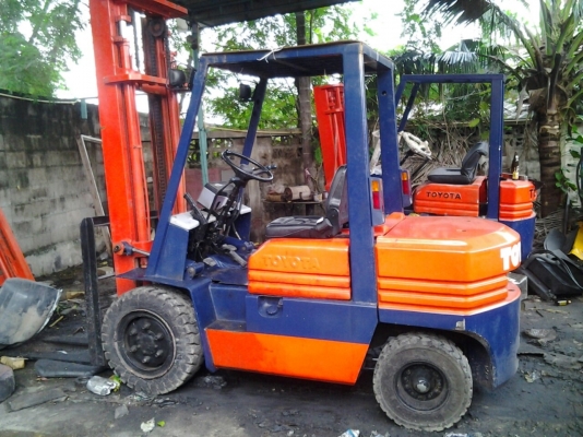 ขายฟอร์คลิฟท์ถูกสภาพดีพร้อมใช้งาน0867809400ด่วนครับ
