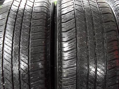 ขายยาง BRIDGESTONE DUELER H/T 684 ปี3012(1ชุด) ไม่มีป่ะ ดอกยางสดๆไม่มีกินข้าง 265/65/17 ราคา9,500 ดูของแถวปากเกร็ด สนใจติดต่อ 090-676-4651 เบียร์ครับ