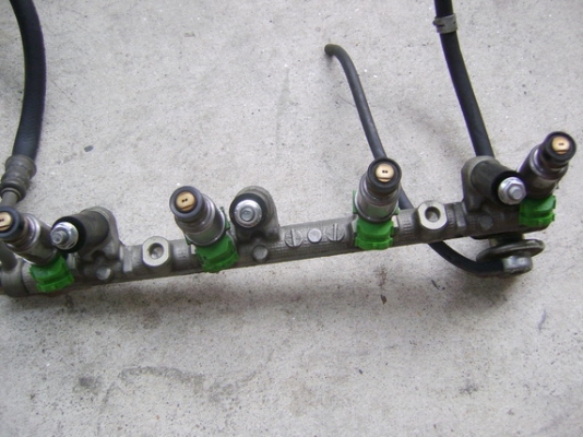 รางหัวฉีด 4A-FE