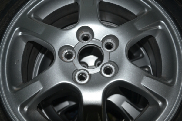 ขายแม็กพร้อมยางขอบ 15 5 รู 100