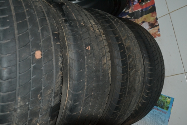 ขายแม็กพร้อมยางขอบ 15 5 รู 100