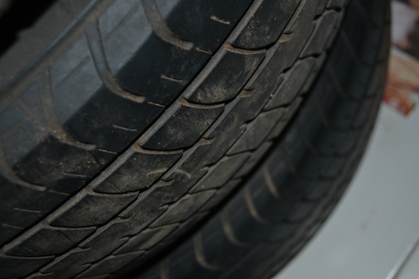 ขายแม็กพร้อมยางขอบ 15 5 รู 100