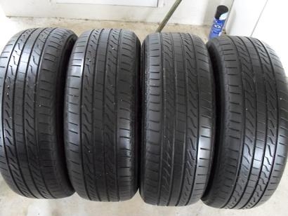 ขายยาง MICHELIN PRIMACY LC ปี1412 2เส้น ปี1912 2เส้น(1ชุด) ไม่มีป่ะ 215/60/16 ราคา 3,600 ดูของแถวปากเกร็ด สนใจติดต่อ 090-676-4651 เบียร์ครับ