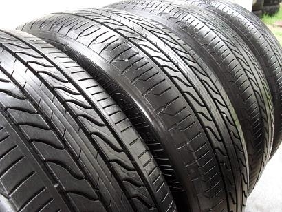 ขายยาง MICHELIN PRIMACY LC ปี12(3เส้น) ปี5011(1เส้น) ไม่มีป่ะ 205/60/16 ราคา 3,800 ดูของแถวปากเกร็ด สนใจติดต่อ 090-676-4651 เบียร์ครับ
