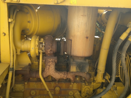 รถแทรกเตอร์ KOMATSU D85A-21 รถนอกนำเข้า สภาพดี เครื่องดี ไม่เคยใช้ในไทย เข้ามาแล้ว ติดต่อ มานะ 085-9049669