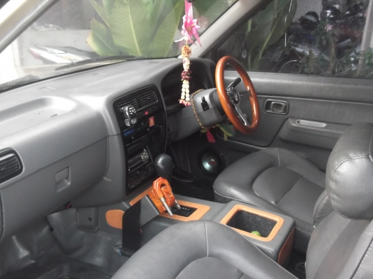 ขายแบ่งกันใช้ ให้ไปดูแลต่อ