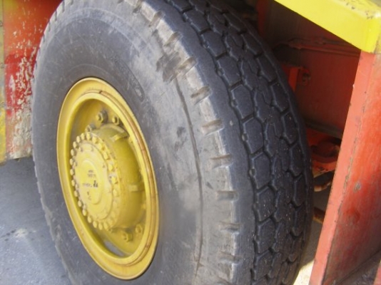 เครน TR250M-6-00104  เก่านอกแท้ ราคาคุยกันได้ สนใจสอบถามโทร 087-3310254 เจี๊ยบค่ะ