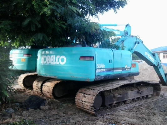ขายด่วน  kobelco sk200-6 super yn10  128xx ชั่วโมง เช็คทุกอย่างเรียบร้อย พร้อมใช้งาน ดูรถก่อนครับค่อยต่อราคา ไม่สวยจริงไม่กล้าเรียกราคานี้