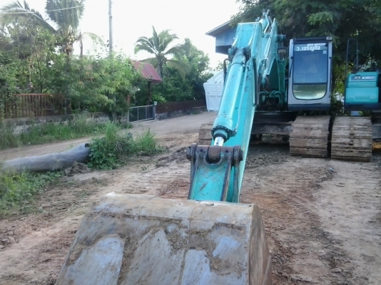 ขายด่วน  kobelco sk200-6 super yn10  128xx ชั่วโมง เช็คทุกอย่างเรียบร้อย พร้อมใช้งาน ดูรถก่อนครับค่อยต่อราคา ไม่สวยจริงไม่กล้าเรียกราคานี้