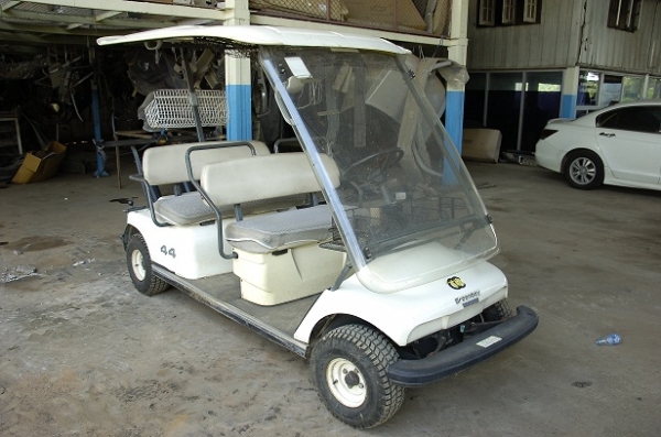 รถกอลฟ์ 2ตอน 4 ที่นั่ง ยี่ห้อ yanmar