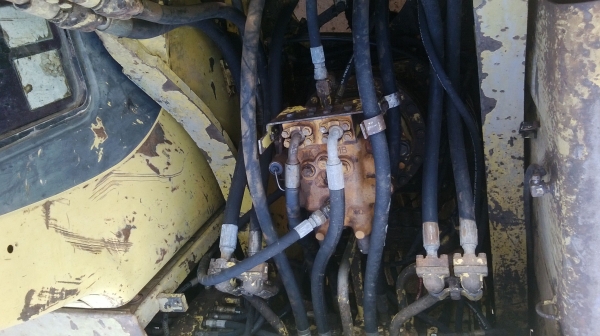ขายรถขุด komatsu pc200-6