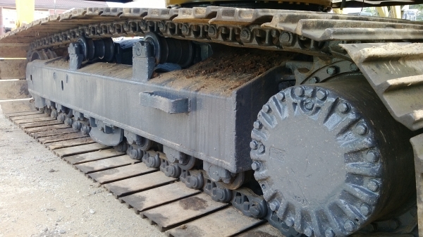 ขายรถขุด komatsu pc200-6