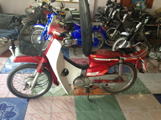 ดรีม ตูดเป็ด สีเเดงสวยๆ เครื่องเเน่น  พร้อมประกวดได้เเน่ๆๆ