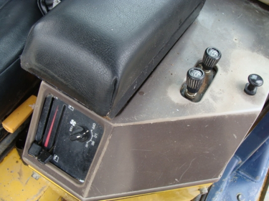 รถตัก WA320 ของKOMATSU ขายถูก เก่านอกแน่นอน สนใจติดต่อเจี๊ยบเลยค่ะ 087-3310254 ค่ะ รถตัก WA320 ของKOMATSU ขายถูก เก่านอกแน่นอน สนใจติดต่อเจี๊ยบเลยค่ะ 087-3310254 ค่ะ