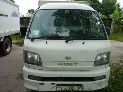 รถตู้เย็นไดฮัทสุ 4 ล้อ ป้ายเล็กไม่ติดเวลา