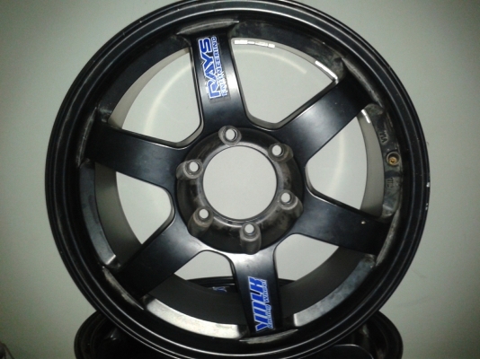 แม็ค 17 กว้างแปดนิ้ว ล้อเดียวไม่มีคู่