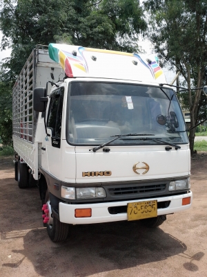 ขายด่วนรถ 6 ล้อ HINO FC4J สมอทอง 5.50 เมตร สภาพพร้อมใช้งาน