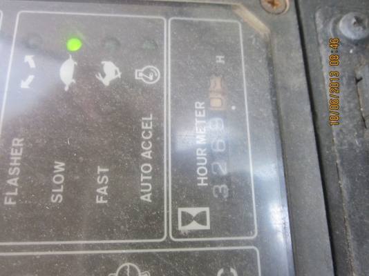 ขายด่วนรถแบคโฮ