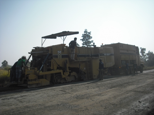 รถส่งปูนผง ใช้กับงาน Inplace recycling