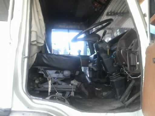 ขายรถบรรทุก10ล้อดั้ม2เพลา FM187LA HO7C วางหัวซูโม่ เครื่องดีแน่น คัสชีส์สวย รถสวยมากเลยครับ เดิมๆๆทุกอย่าง ดั้มโคราช