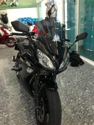 ขายNINJA650Fราคาพิเศษครับ225.000เท่านั้นครับของแต่งแน่นๆซื้อไปรับรองว่าคุ้มสุดๆครับ:D
