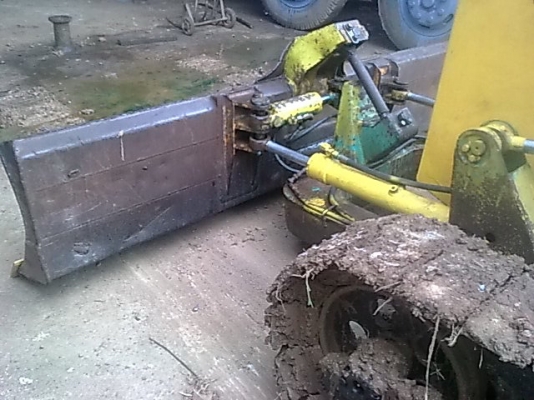 ขายแทรกเตอร์KOMATSU D20p-5 เอกสารอิมวอย สภาพสวยพร้อมใช้ ราคาต่อรองได้ ติดต่อได้ที่คุณ อ๊อฟ พิจิตร 086-737-9991 ขายแทรกเตอร์KOMATSU D20p-5 เอกสารอิมวอย สภาพสวยพร้อมใช้ ราคาต่อรองได้ ติดต่อได้ที่คุณ อ๊อฟ พิจิตร 086-737-9991