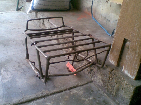 ตระแกรงหลัง 2ชั้นพับได้ งานเก่า หนัก -  นัดเชียงใหม่