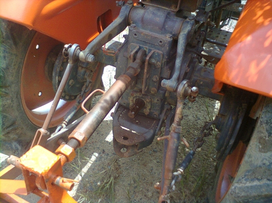 ขายรถไถ  KUBOTA  1801  แรง ครับ  พร้อมใช้งาน