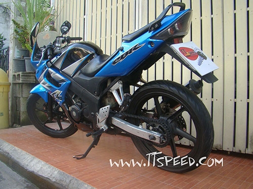 CBR 150 ไมล์เหลืองมือเดียวปี 49 CBR 150 ไมล์เหลืองมือเดียวปี 49