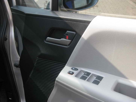 2012 HONDA, FREED 1.5 S